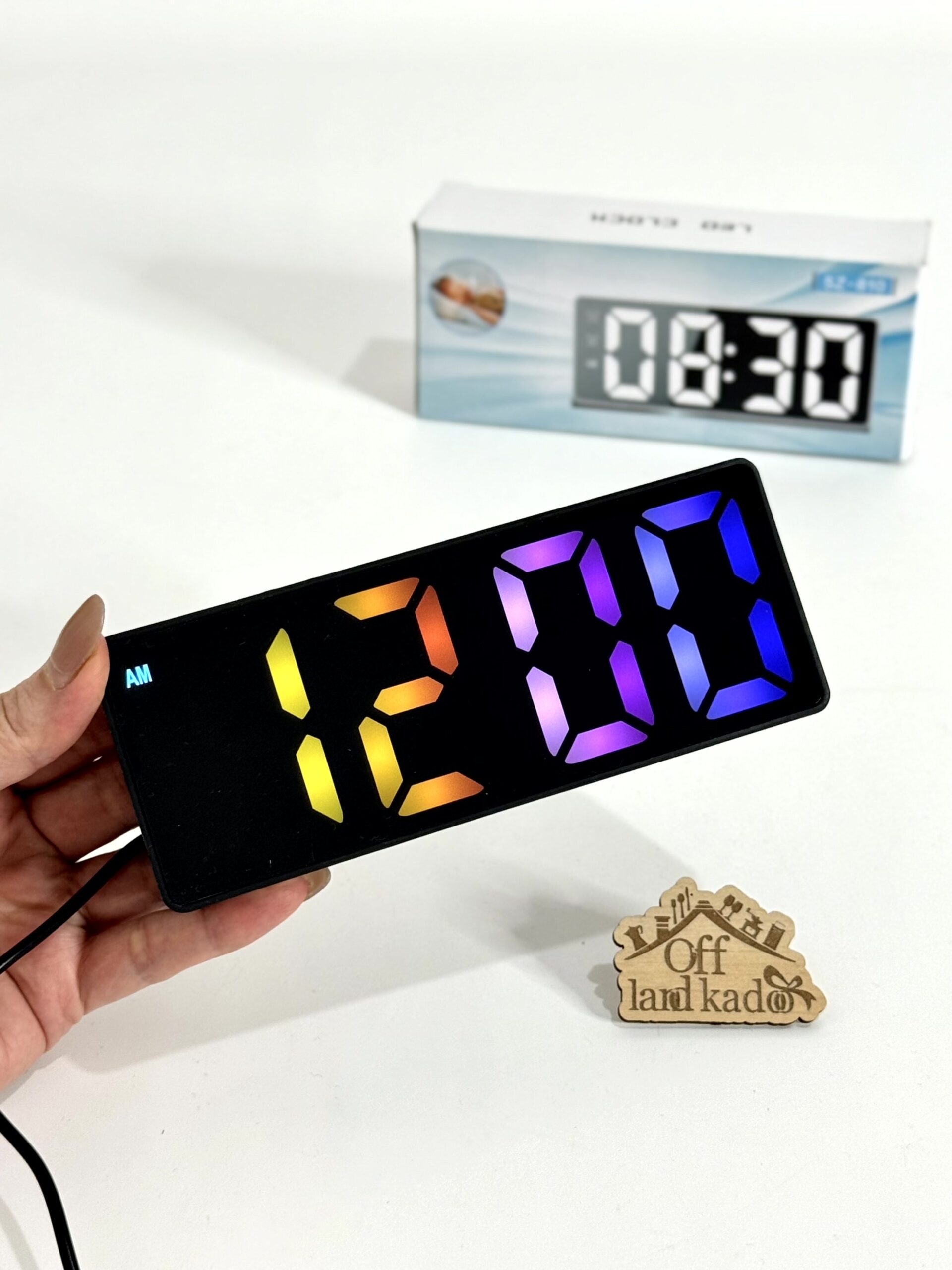 ساعت دیجیتال با نمایشگر رنگی کد 111809