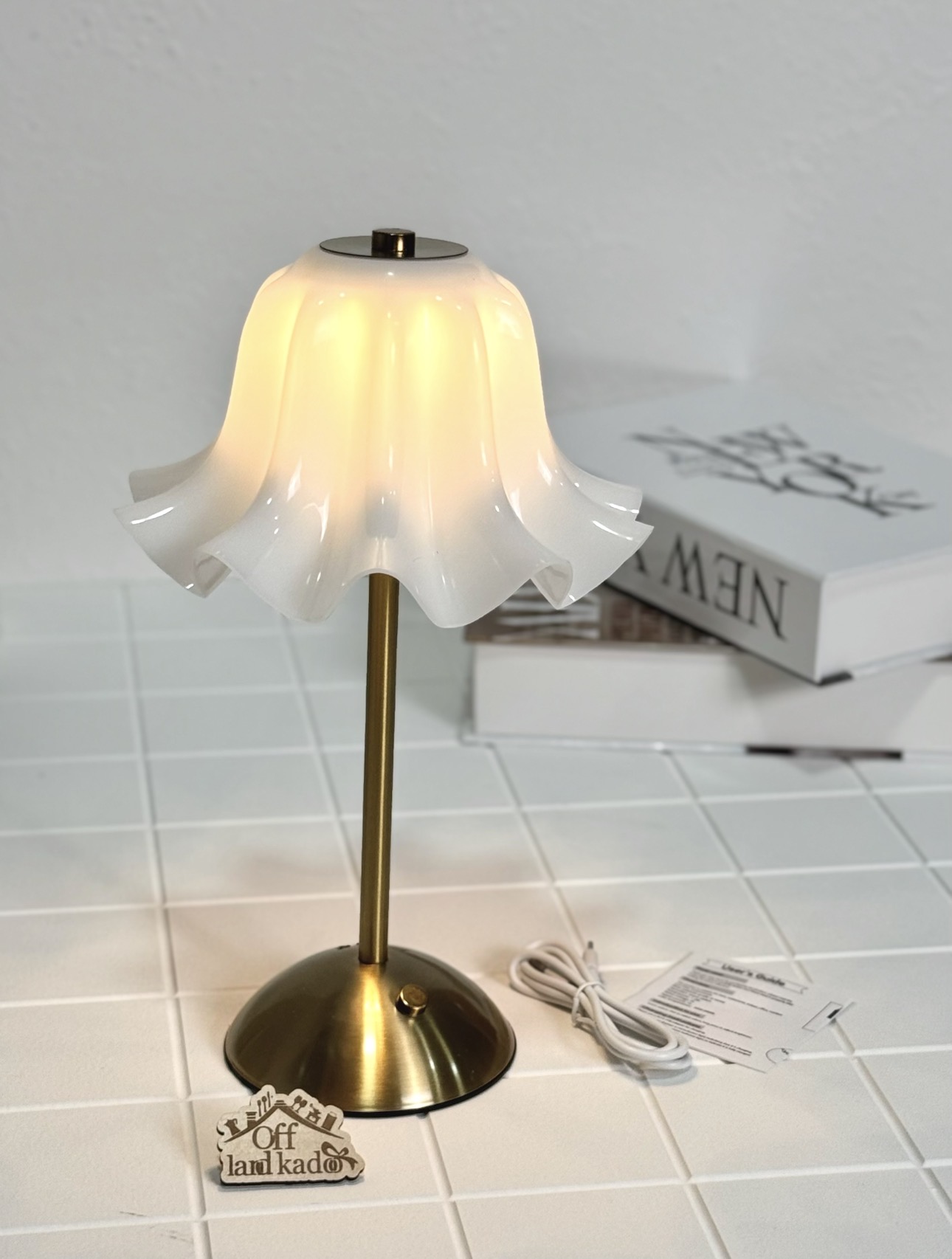 آباژور سفید لاله کد 111815