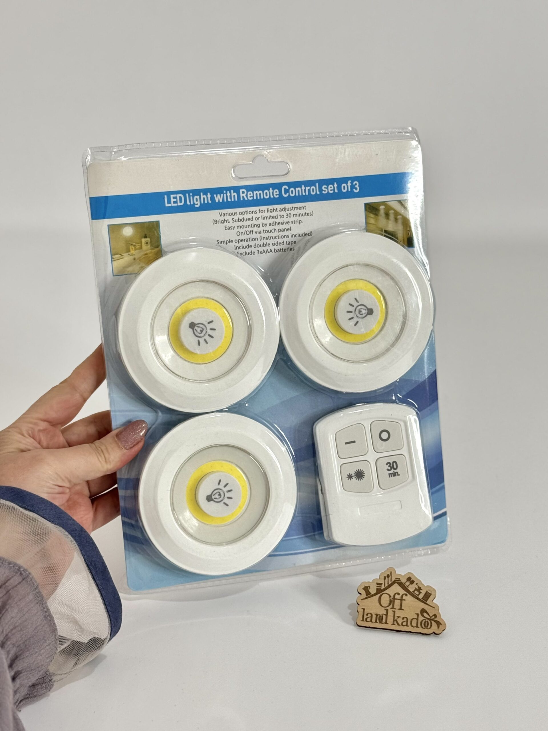 چراغ زیر کابینتی ریموت دار پک ۳ عددی کد 111845 - Image 4